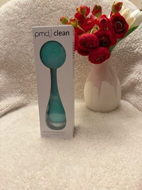 PMD Clean Facial Cleansing Device — Teal